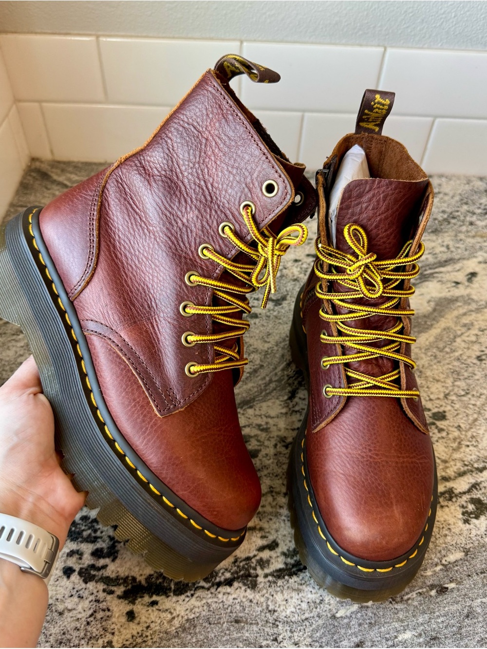 Dr. Martens Jadon Arc Boots in Dark Brown Crazy Horse. L 7. EUC